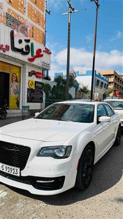 کرایسلەر 300